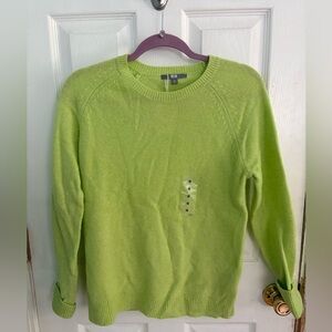 Uniqlo 100% Lambswool Wool Crewneck Sweater Green Medium